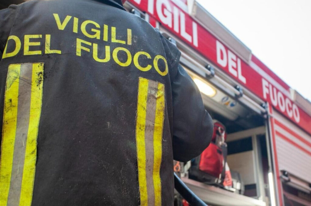 Vigili del fuoco, grave carenza di organico. Cisl: “Serve una pianificazione per avere personale adeguato”