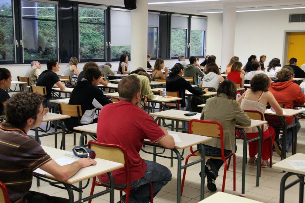 Scuola in Toscana, il 15 settembre suona la prima campanella. Stop il 10 giugno