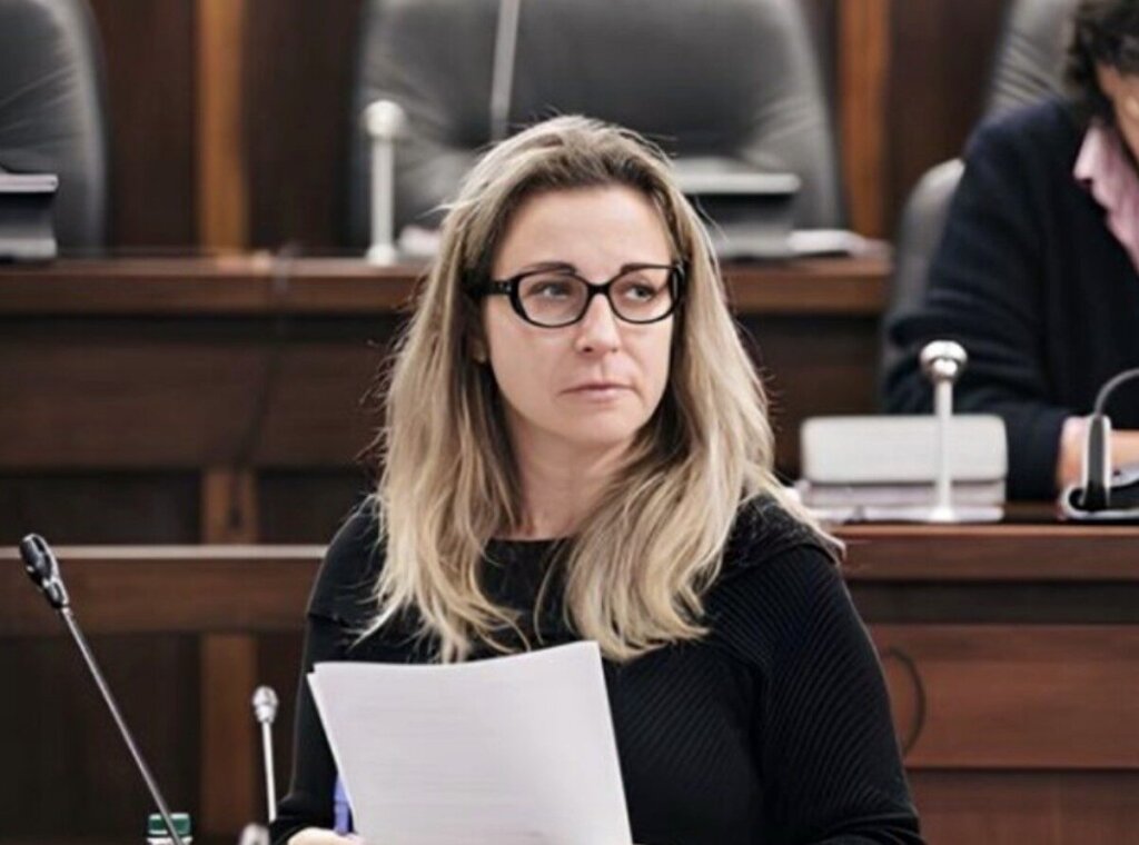 Salario minimo, reddito di cittadinanza regionale e acqua pubblica: il Movimento Cinque Stelle detta le priorità