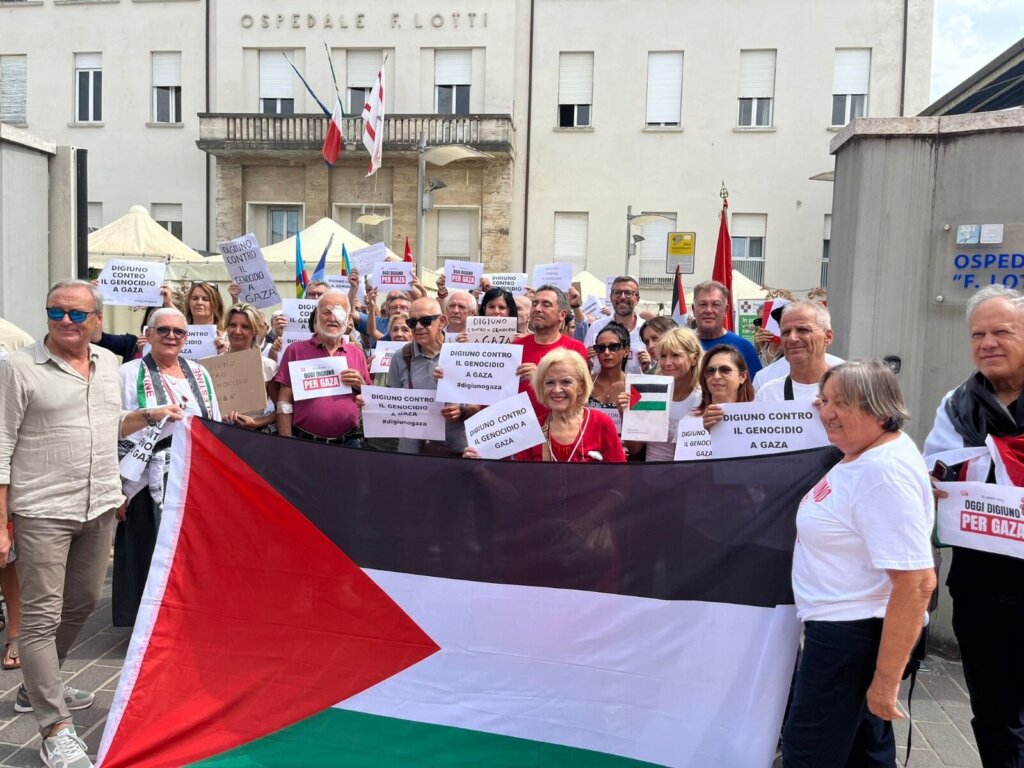 Digiuno per Gaza, mobilitazione migliaia medici e operatori sanitari: “Rifiutiamo di rimanere in silenzio di fronte a genocidio in corso”